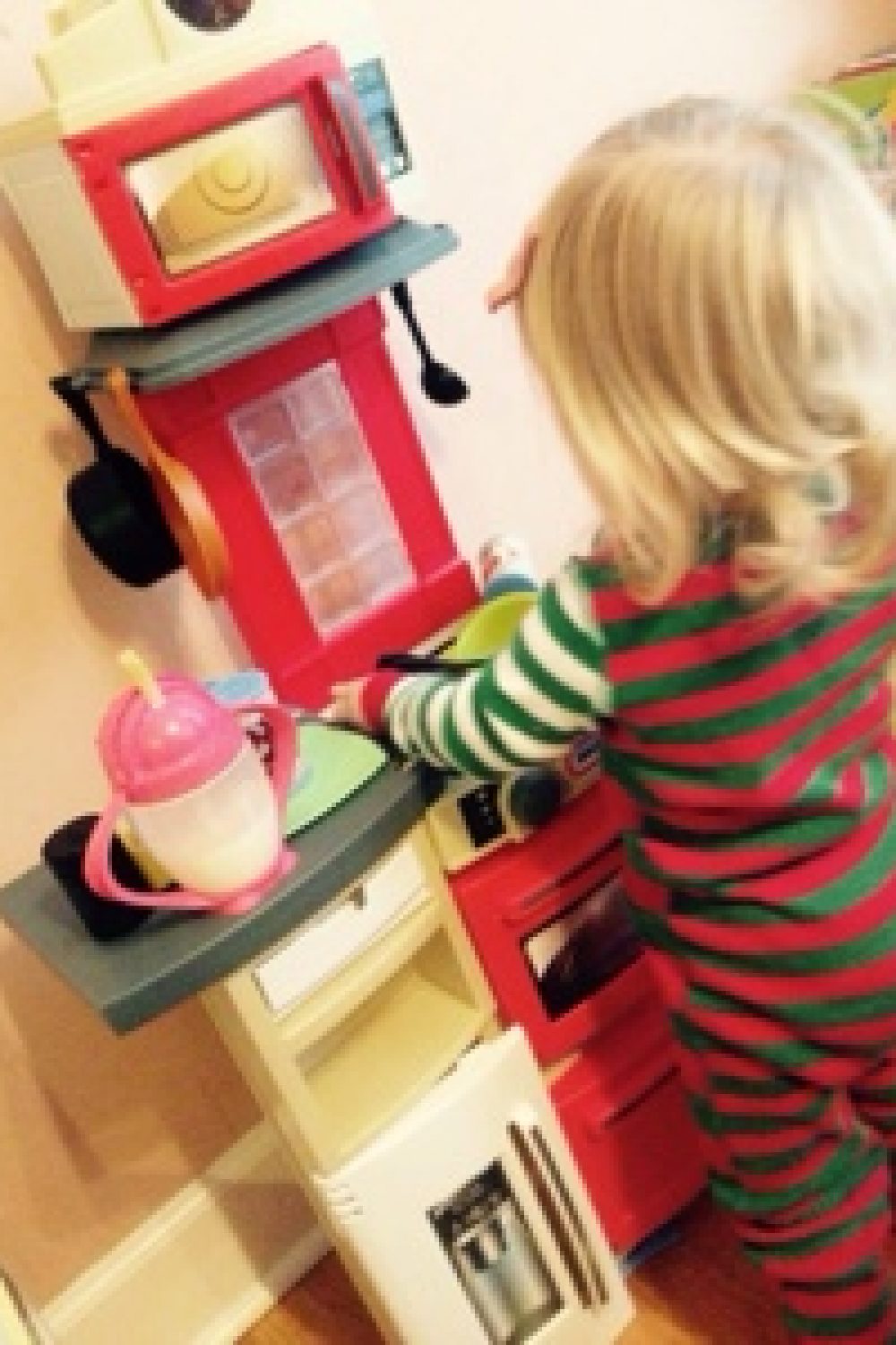 Whiny Wednesday: Cutest Kitchen Award