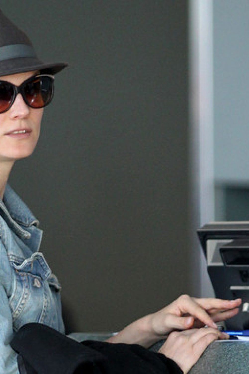 Diane Kruger Incognito in Jason Wu
