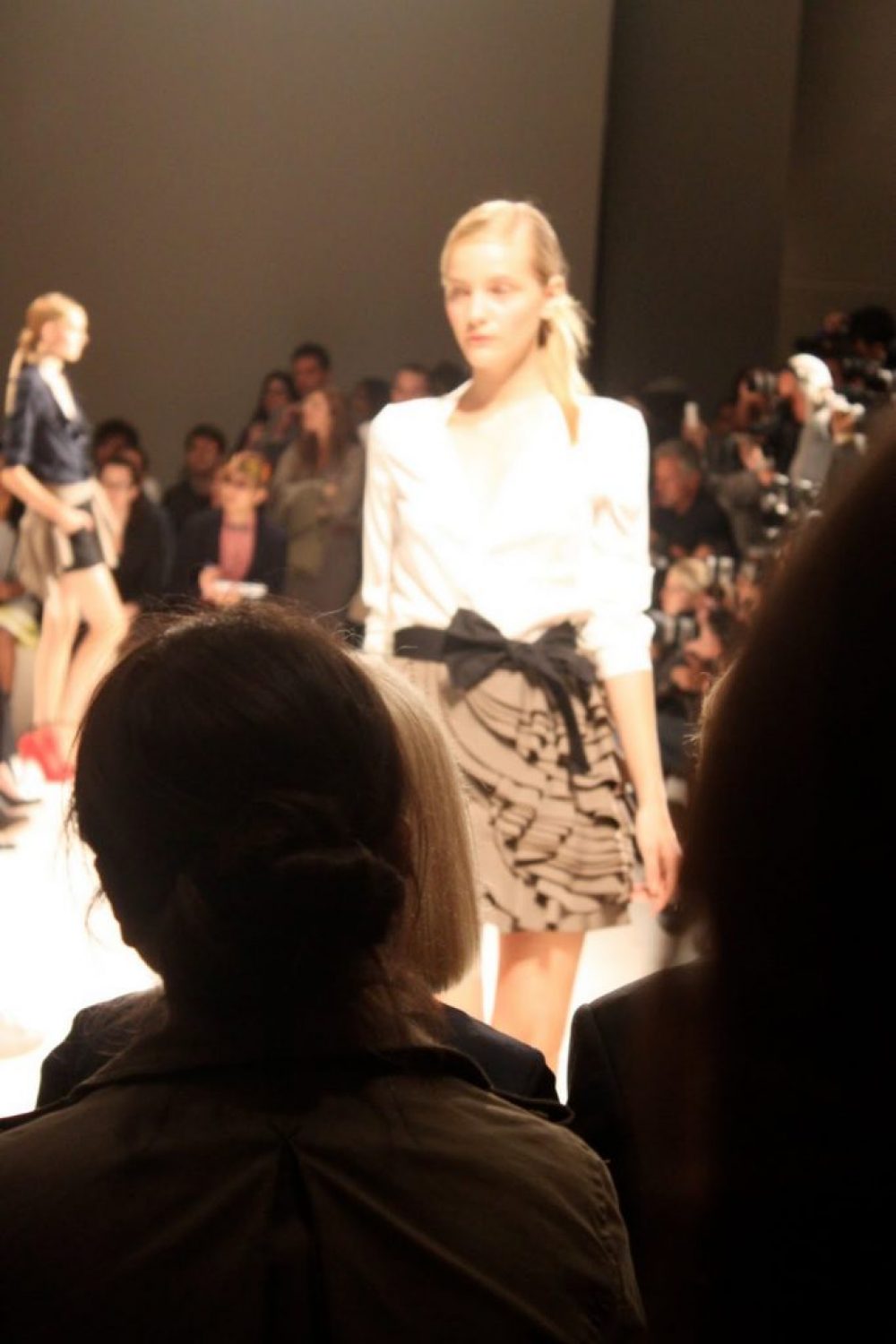 Mercedes-Benz Fashion Week S/S 2011: DKNY