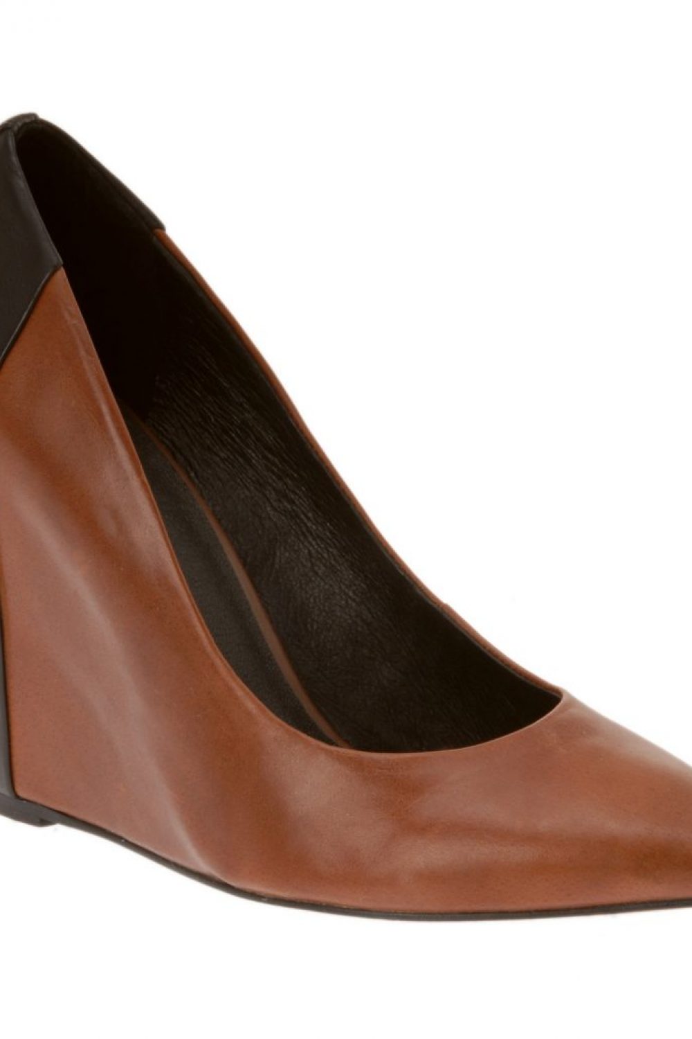 Maria Menounos Wears ALDO Wedges