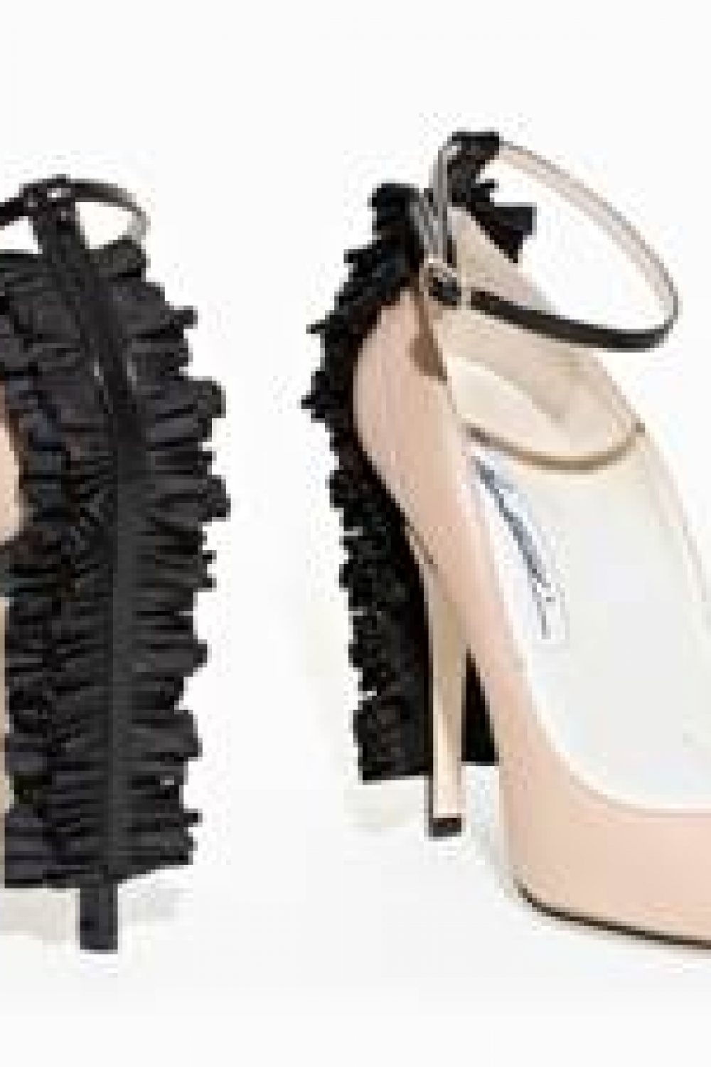 Rachel McAdams Wears Brian Atwood