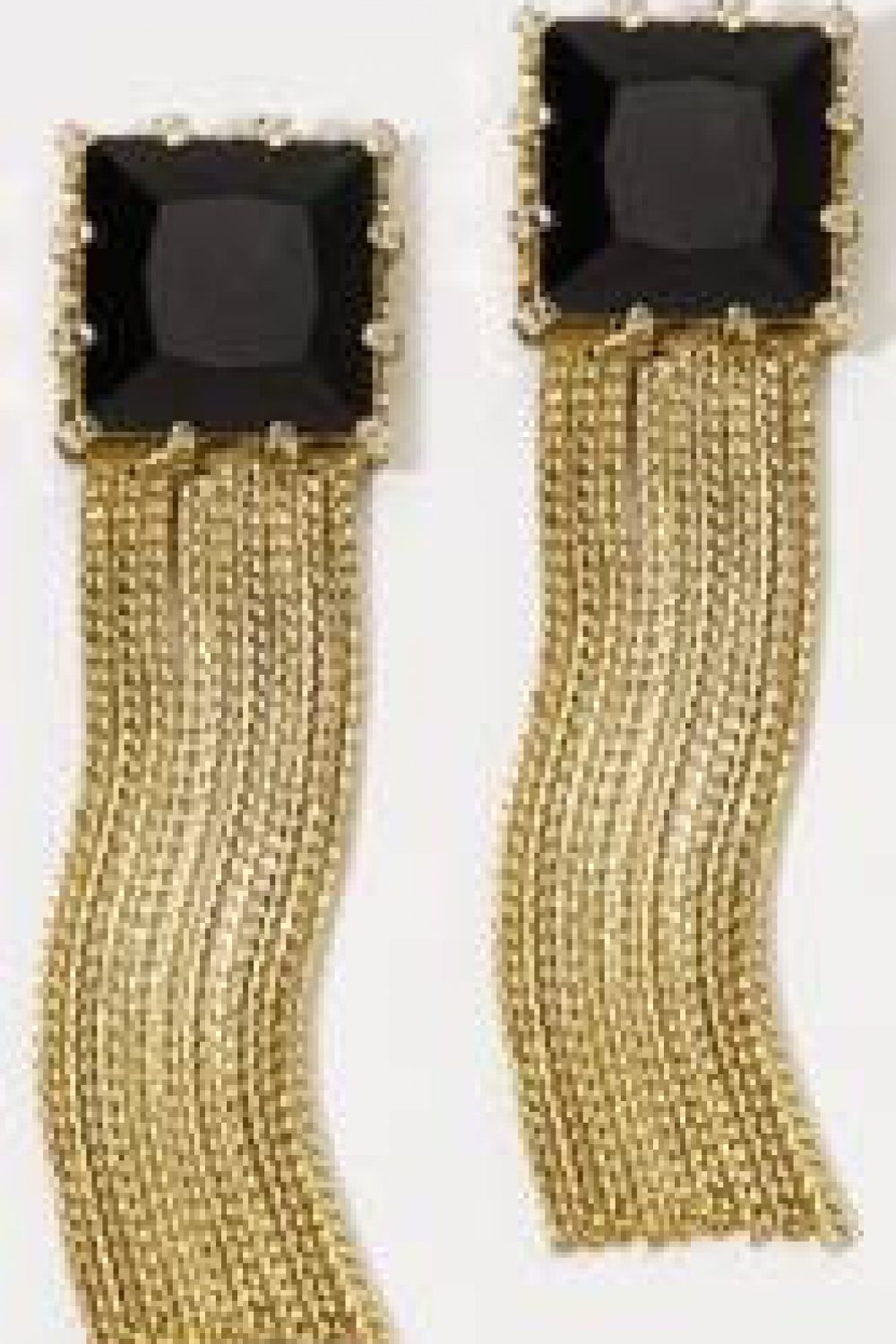 Lo Bosworth In Her Favorite Lia Sophia Earrings