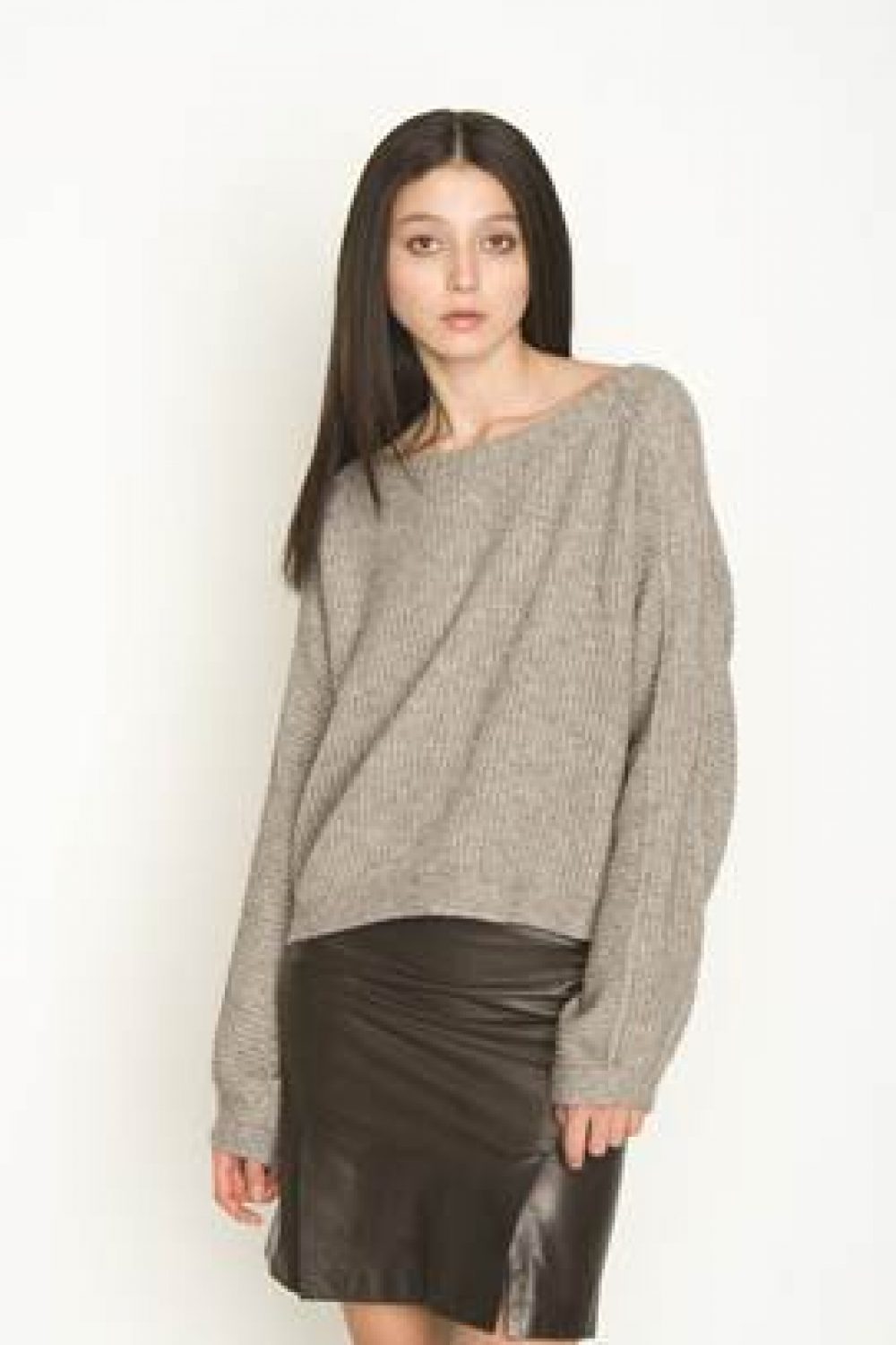 Kate Hudson Sports Cozy Chic Inhabit Sweater