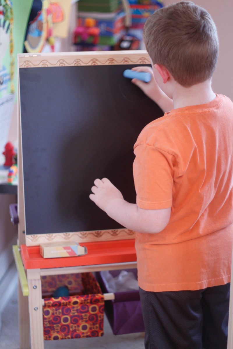 b-toys-easel-does-it-3